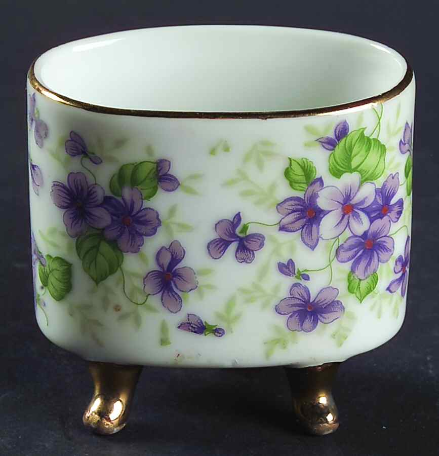 Violet Chintz Cigarette Holder by Lefton-1