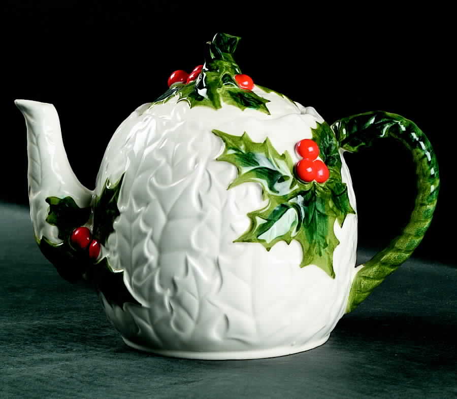 White Holly Teapot & Lid by Lefton-1