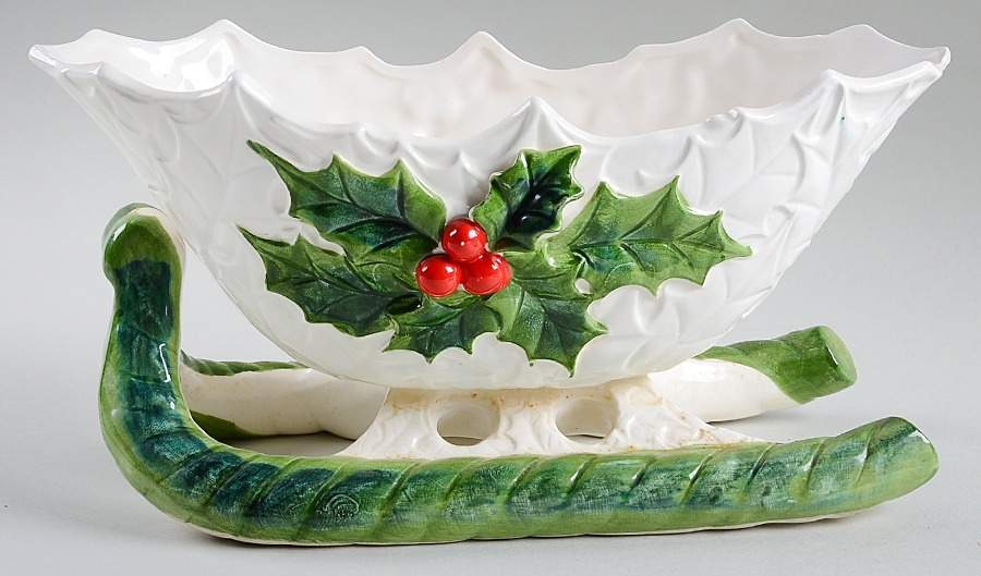 White Holly Large Sleigh by Lefton-1
