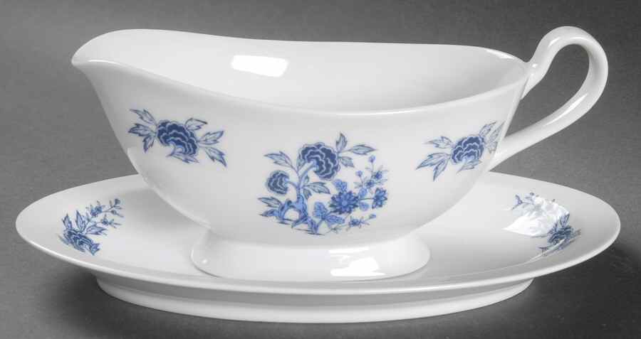 Blue Meissen Gravy Boat & Underplate by Lennold-1
