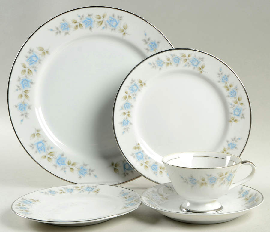 Rhapsody 5 Piece Place Setting by Lennold-1