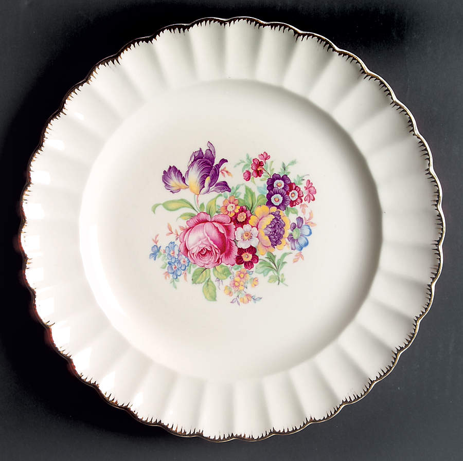 LEP1 Luncheon Plate by Leigh Potters-1