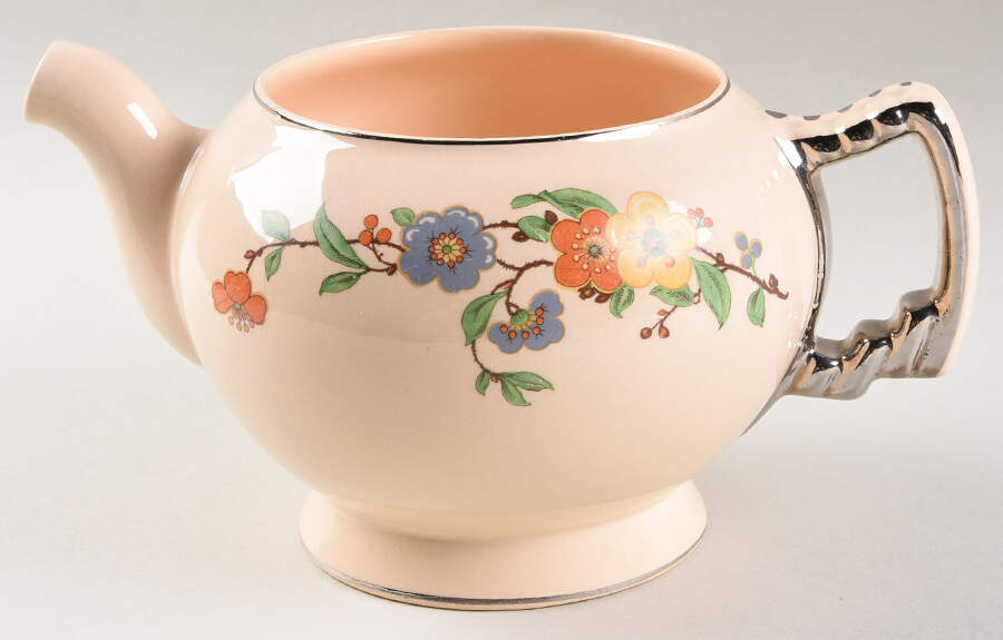 LEP4 Teapot No Lid by Leigh Potters-1