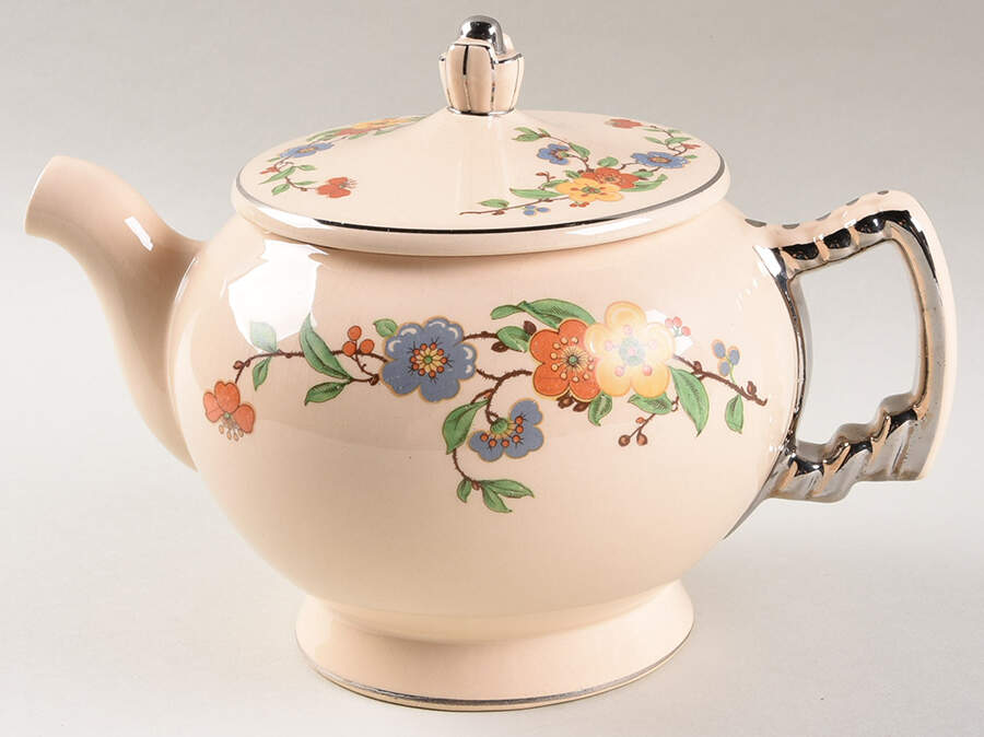 LEP4 Teapot & Lid by Leigh Potters-1