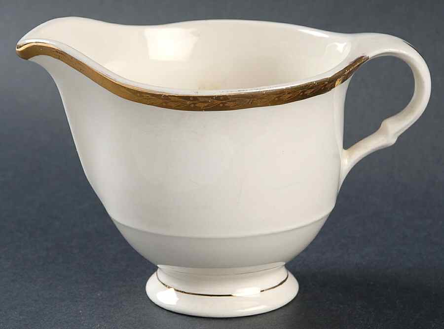 Belvedere (Candle Light) Creamer by Limoges-American-1