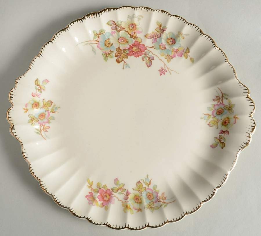 Bramble (Filigree 3KGFE) Handled Cake Plate by Limoges-American-1