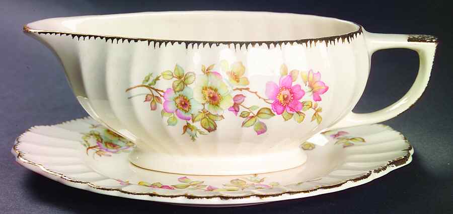 Bramble (Filigree 3KGFE) Gravy Boat & Underplate by Limoges-American-1