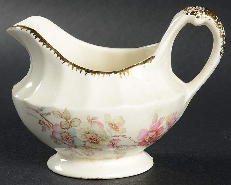 Bramble (Filigree 3KGFE) Creamer by Limoges-American-1