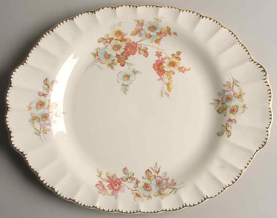 Bramble (Filigree 3KGFE) 12" Oval Serving Platter by Limoges-American-1