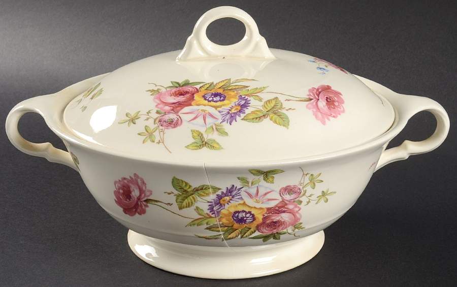 Canterbury Round Covered Vegetable by Limoges-American-1
