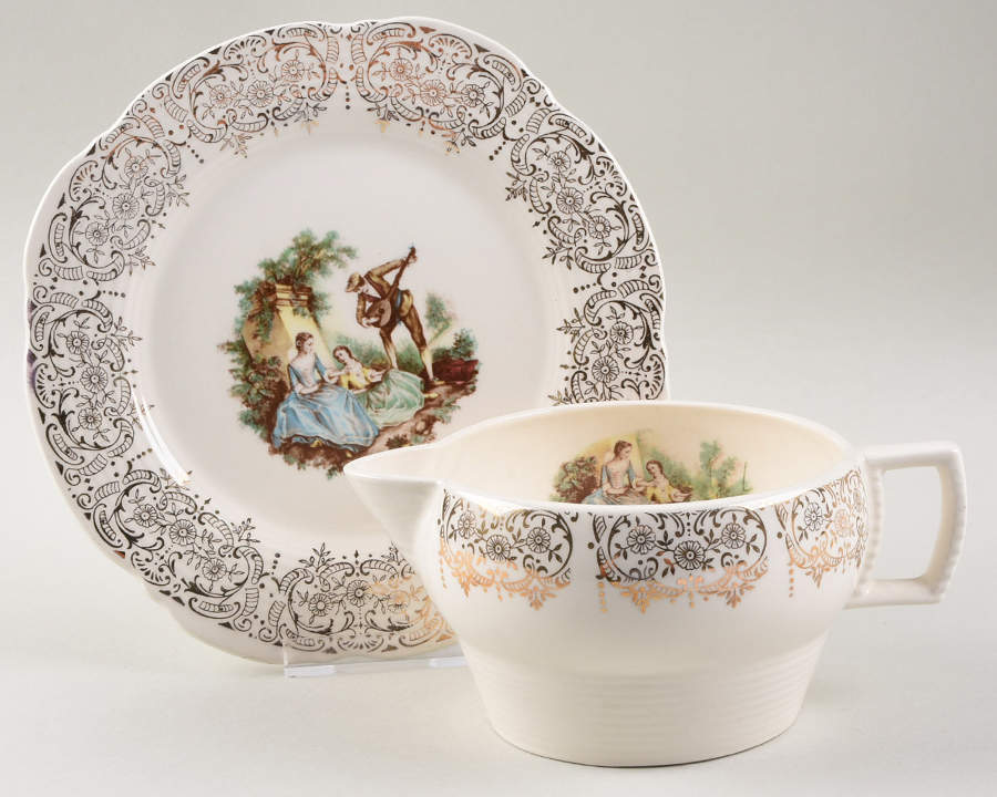 China d'Or (Filigree 1TS284) Round Gravy Boat & Underplate by Limoges-American-1