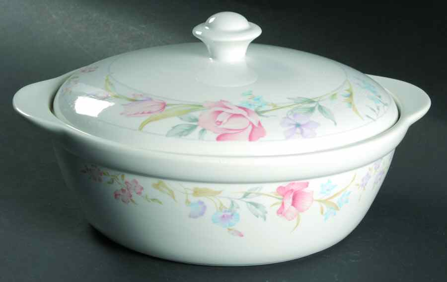 Flowers 1.5 Qt Round Covered Casserole by Limoges-American-1