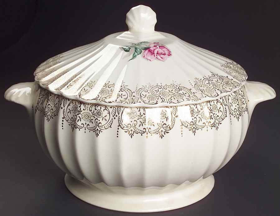 Le Fleur Rouge Round Covered Vegetable by Limoges-American-1