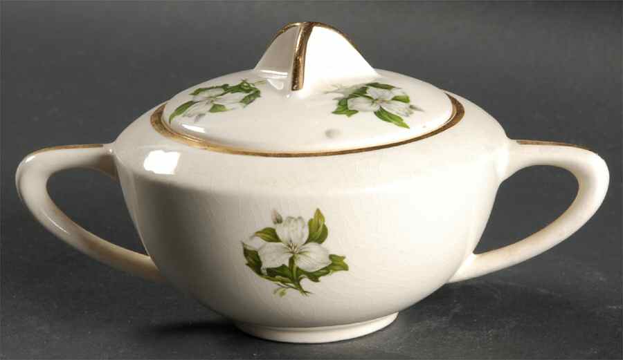 Trillium White (Glamour, Coupe) Sugar Bowl & Lid by Limoges-American-1