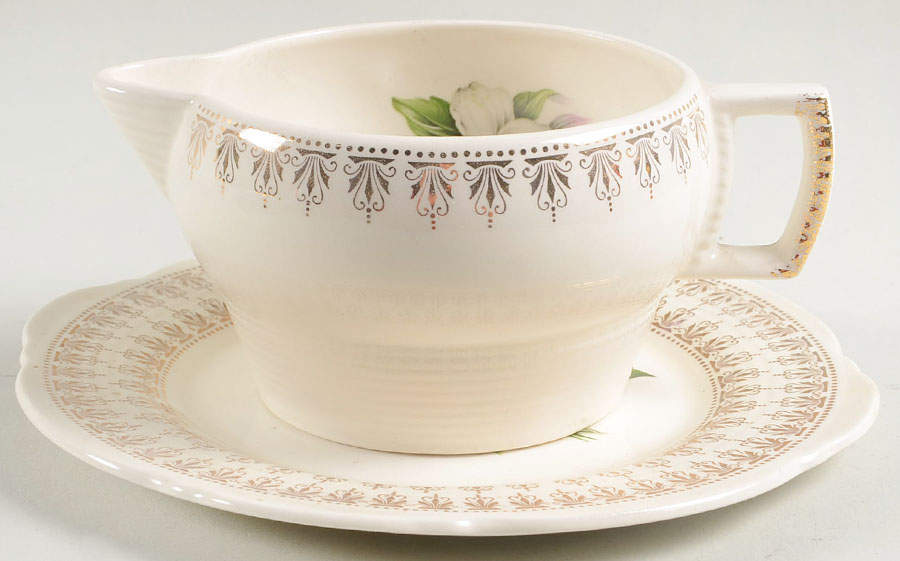 Trillium Gravy Boat & Underplate by Limoges-American-1