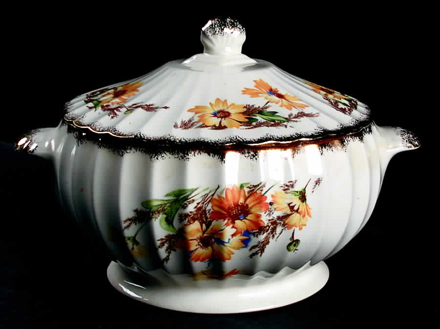 Yellow Daisy (Gold Trim) Round Covered Vegetable by Limoges-American-1