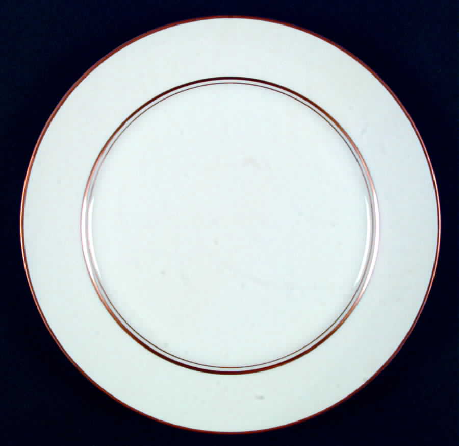 Gold Tiara Dinner Plate by Linden-1