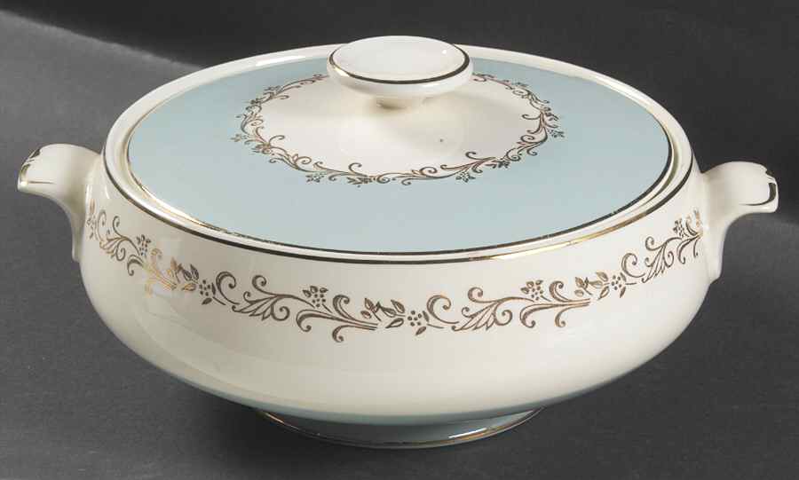 Gold Crown Round Covered Vegetable by Lifetime-1