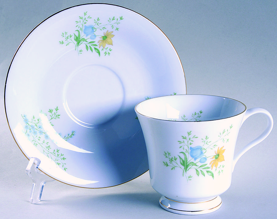 Blooming Footed Cup & Saucer Set by Liling-1