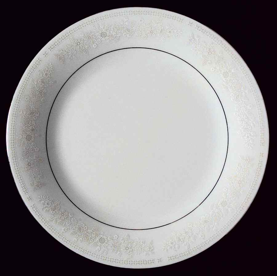 Chantilly Dinner Plate by Liling-1