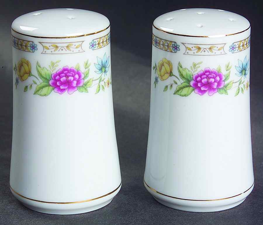Ling Rose Salt & Pepper Set by Liling-1
