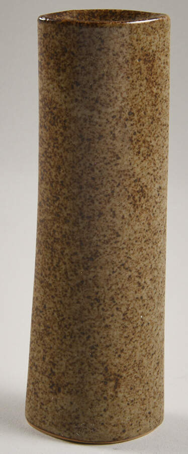 Acorn (Round) Pepper Shaker by Lindt-Stymeist-1