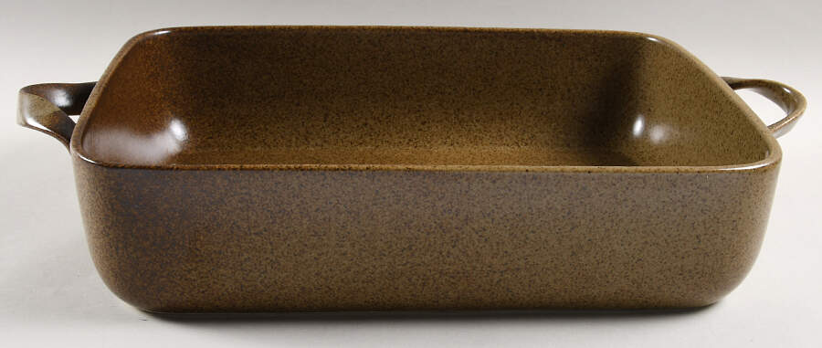 Acorn (Round) 14" Rectangular Baker by Lindt-Stymeist-1