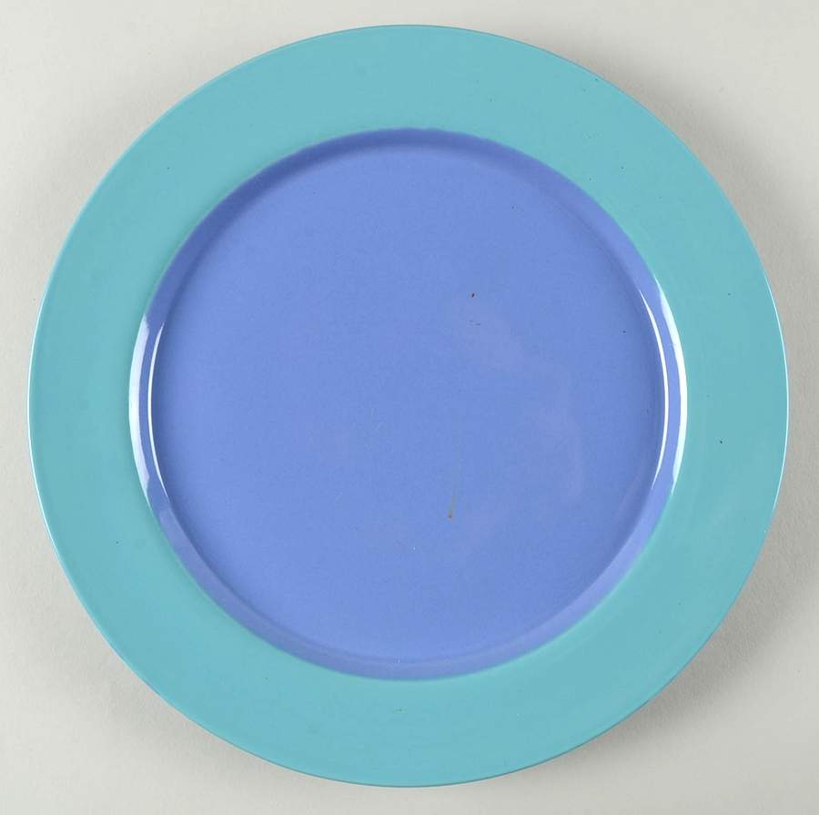 Colorways Dinner Plate by Lindt-Stymeist-1