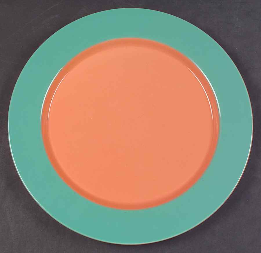 Colorways Dinner Plate by Lindt-Stymeist-1