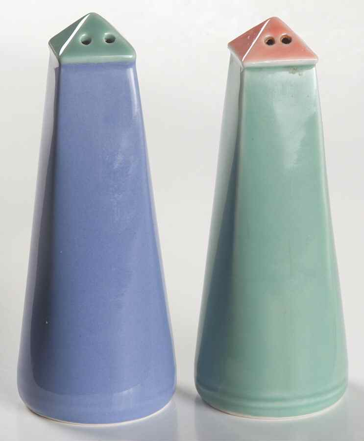 Colorways Salt & Pepper Set by Lindt-Stymeist-1