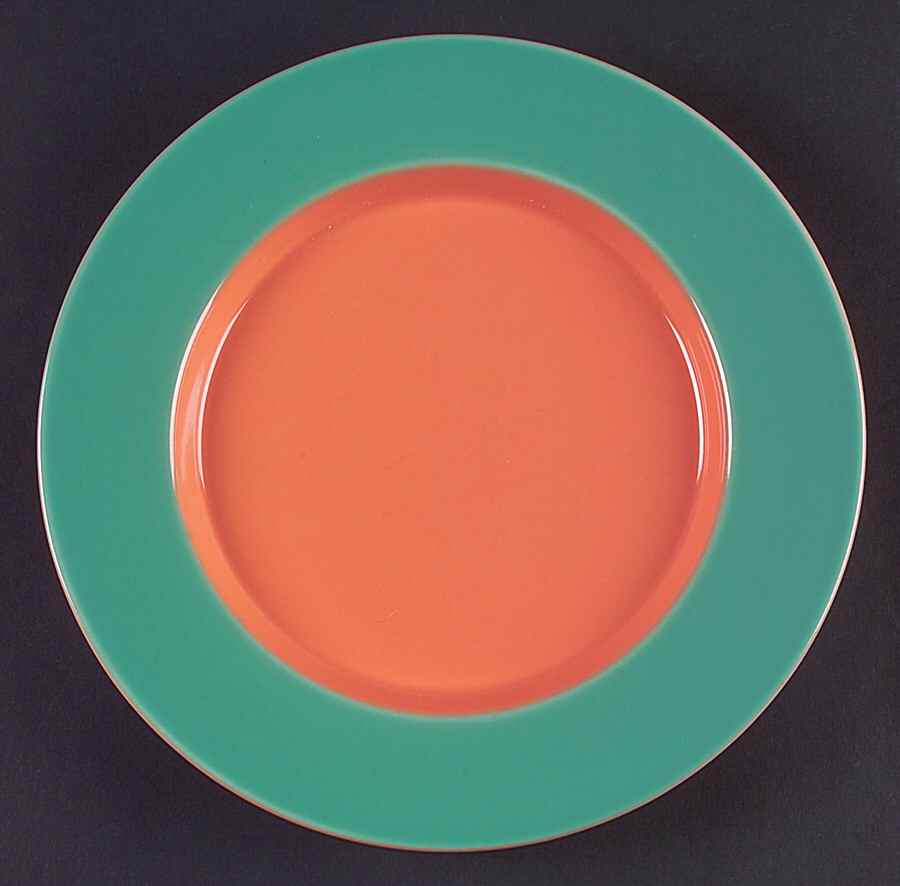 Colorways Salad Plate by Lindt-Stymeist-1