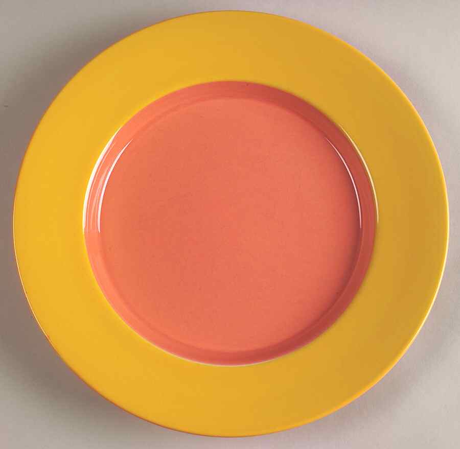 Colorways Salad Plate by Lindt-Stymeist-1