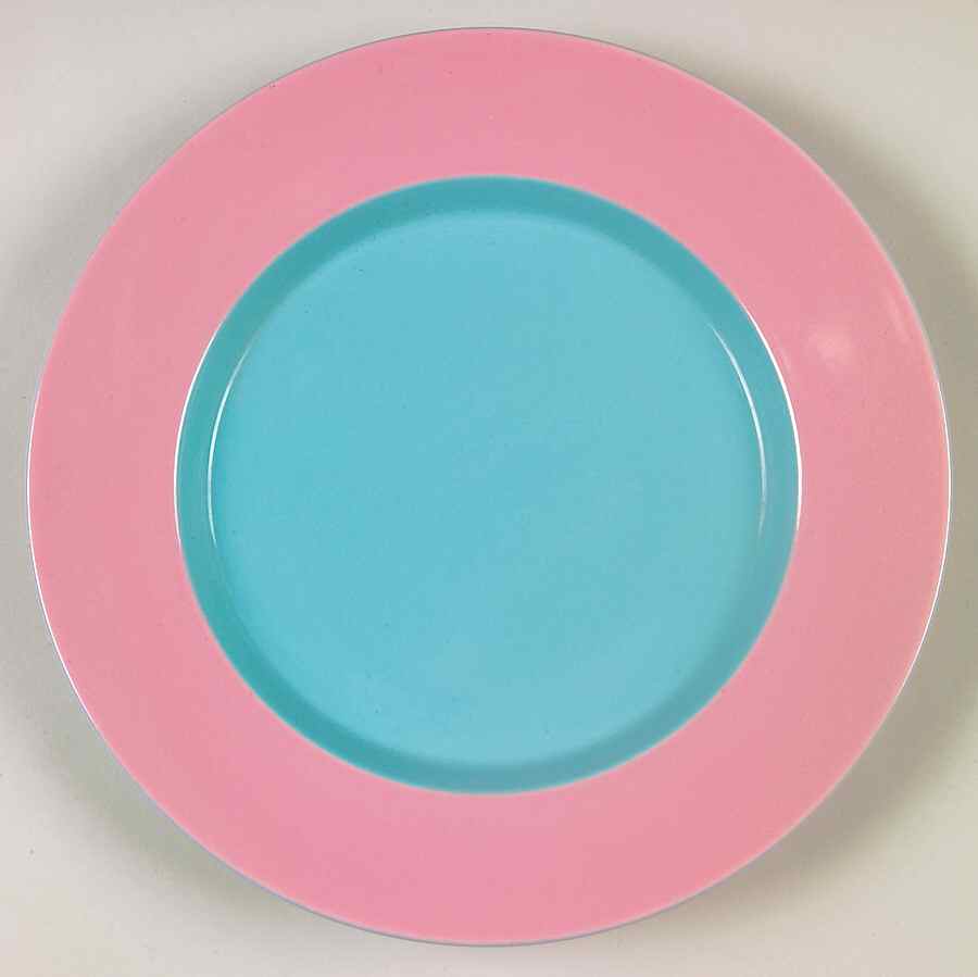 Colorways Salad Plate by Lindt-Stymeist-1