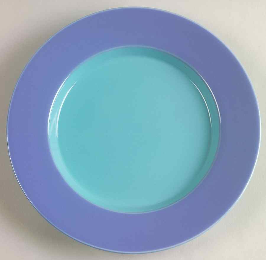 Colorways Salad Plate by Lindt-Stymeist-1