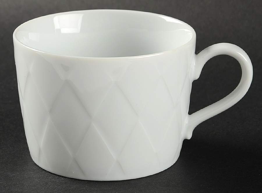 Diamond Flat Cup by Lindt-Stymeist-1