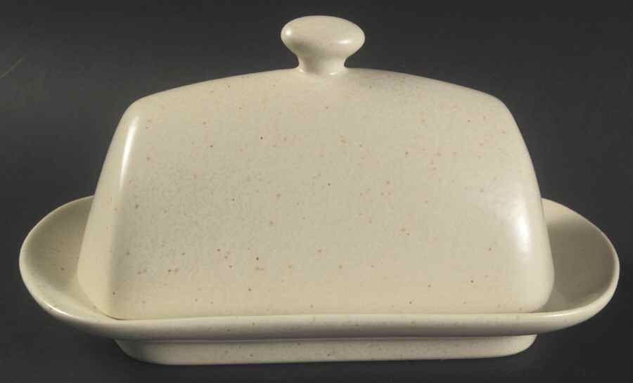 Linen (Round, Matte Textured) 1/4 Lb Covered Butter by Lindt-Stymeist-1