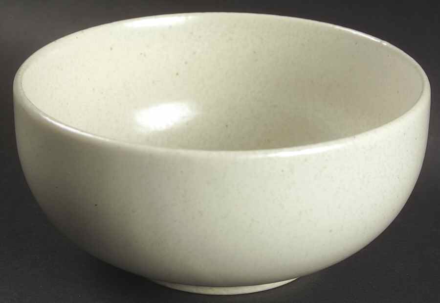 Linen (Round, Matte Textured) Dessert Bowl by Lindt-Stymeist-1