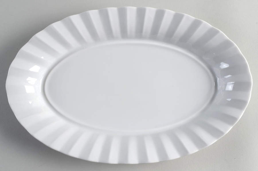 Ring Wave 11" Oval Serving Platter by Lindt-Stymeist-1