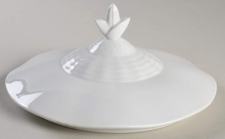 Ring Wave Lid for Round Vegetable by Lindt-Stymeist-1