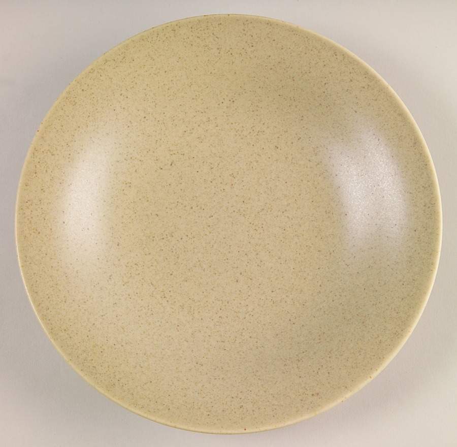 Sand (Round) Salad Plate by Lindt-Stymeist-1