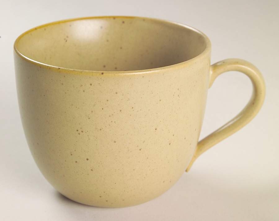 Sand (Round) Flat Cup by Lindt-Stymeist-1