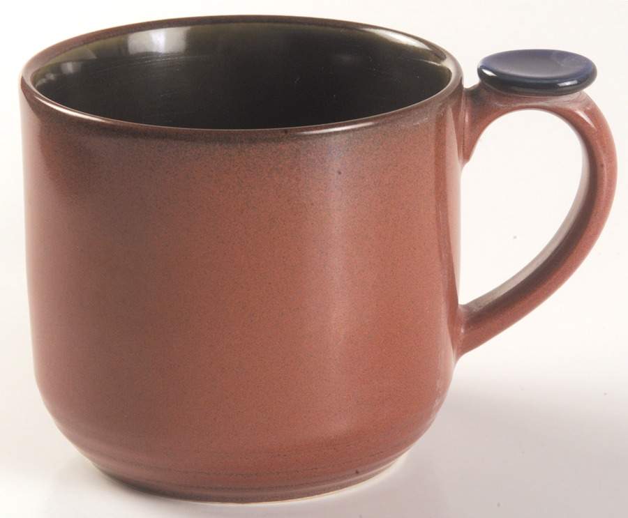 Yo Han Rust Olive Green Mug by Lindt-Stymeist-1