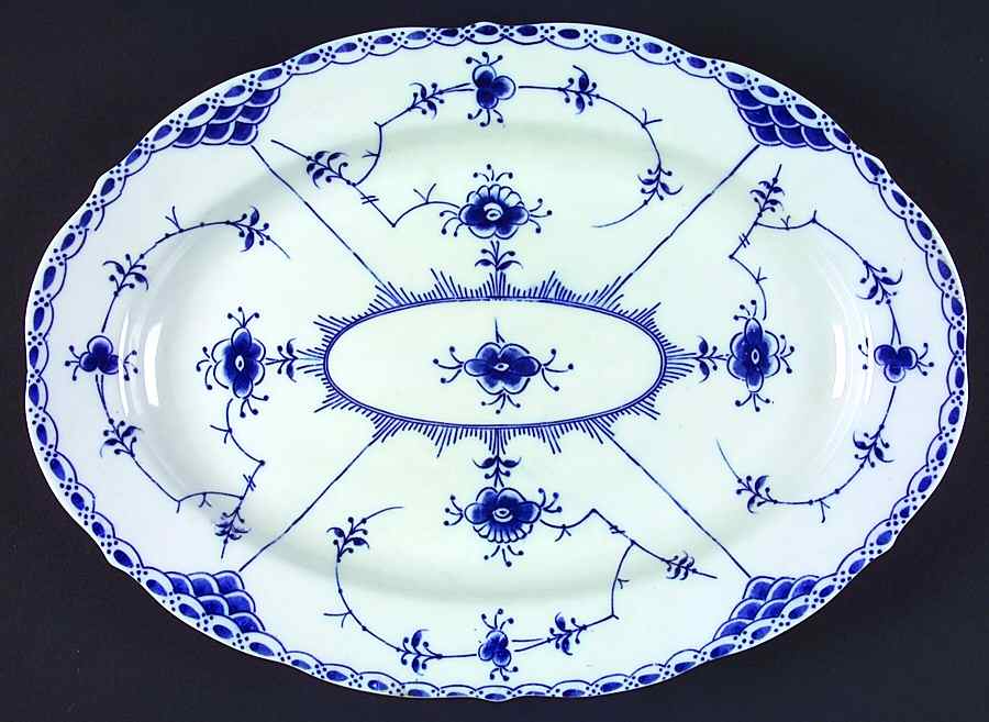 Blue Fjord (Scalloped) 14" Oval Serving Platter by Lipper & Mann (L & M)-1