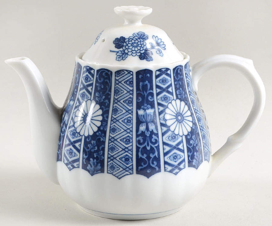 Blue Imari (L & M) Teapot & Lid by Lipper & Mann (L & M)-1