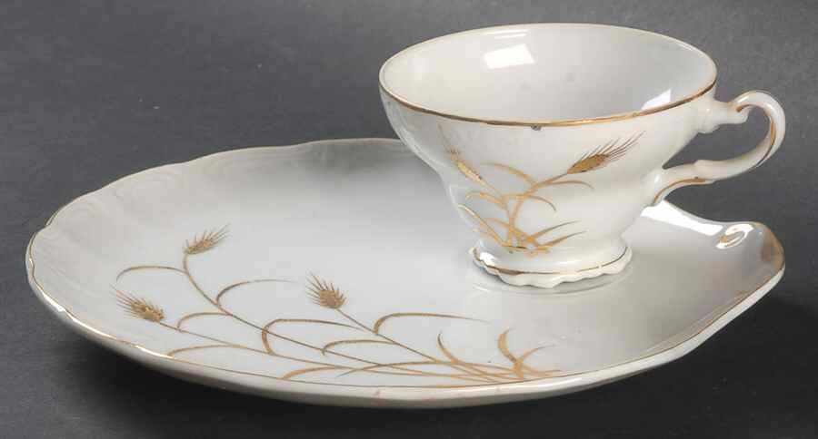 Golden Wheat Snack Plate & Cup Set by Lipper & Mann (L & M)-1
