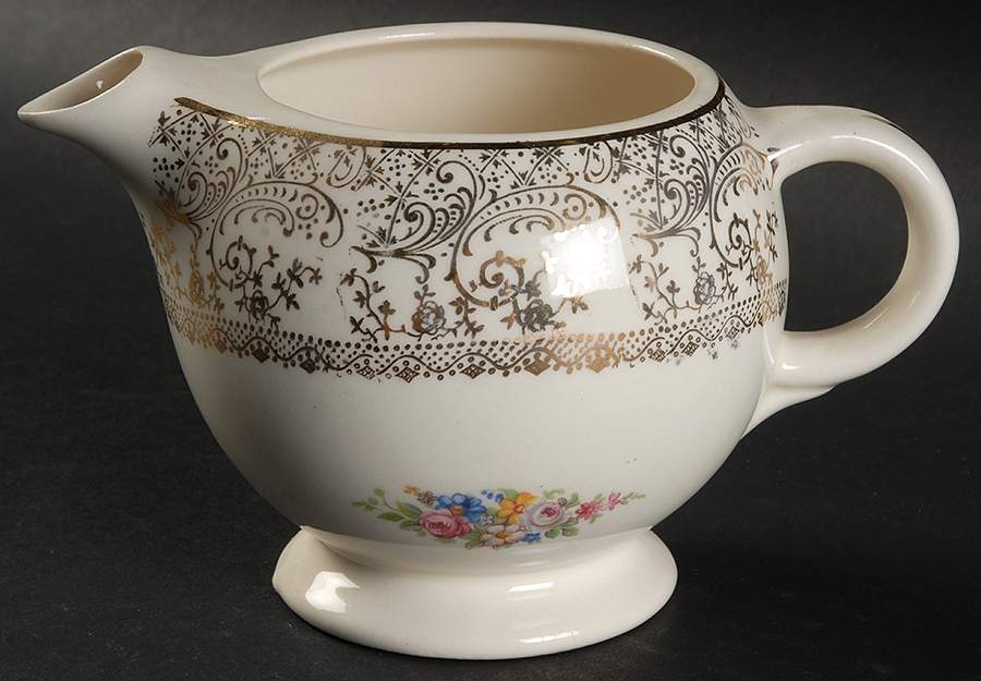 Parisian Center Creamer by Lamode (USA)-1