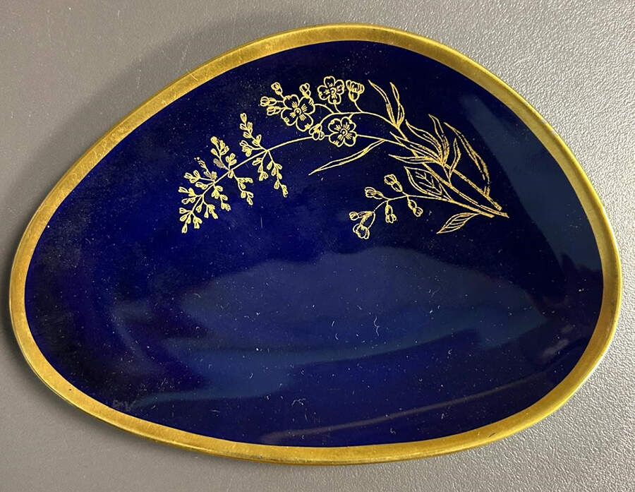 Goldgrases Small Tree Shaped Dish by Lindner-1