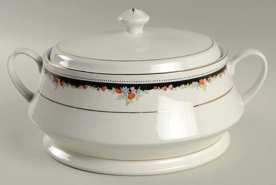 Bennington Round Covered Vegetable by Lynn's China-1