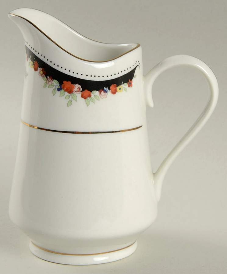 Bennington Creamer by Lynn's China-1