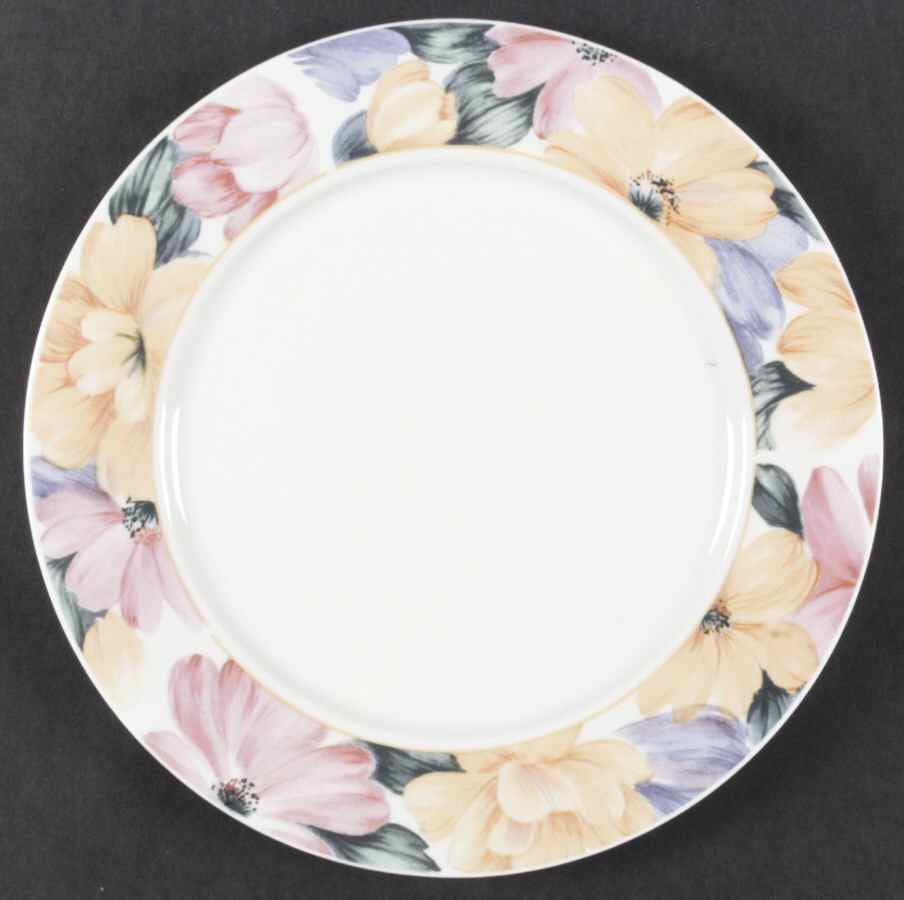 Laurie Dinner Plate by Lynn's China-1